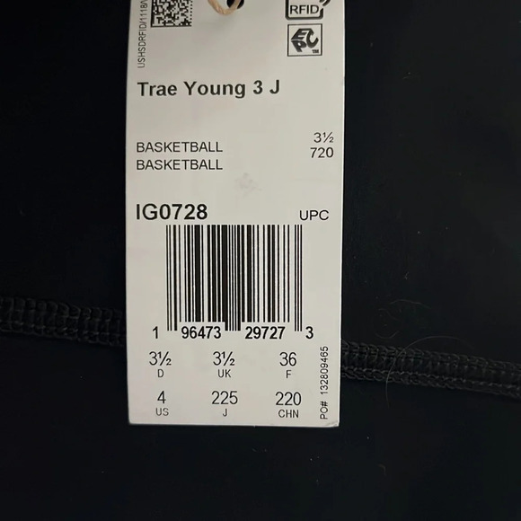 Trae Young 3 J Adidas basketball shoes sneakers size US 4 modern futuristic - Picture 12 of 12